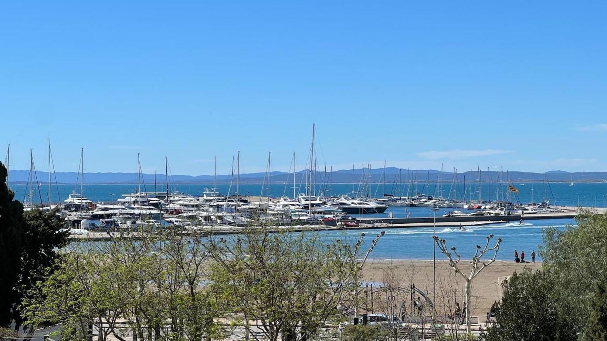 Apartamento Frente Al Mar Rosas Exteriör bild