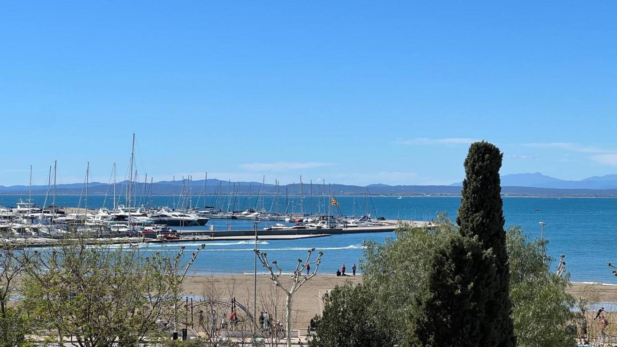 Apartamento Frente Al Mar Rosas Exteriör bild